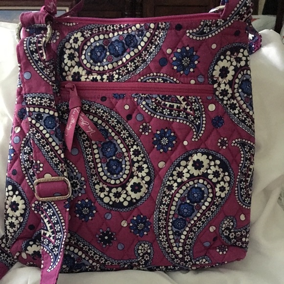 NWOT Vera Bradley Boysenberry Hipster bag - Picture 3 of 3